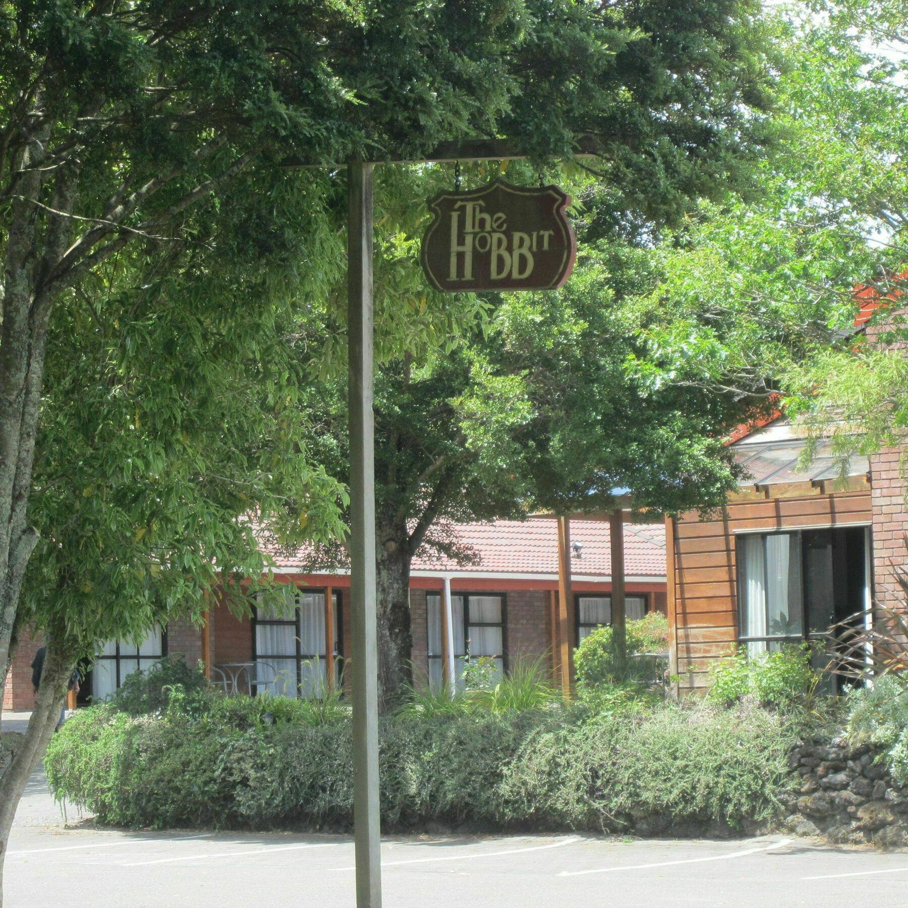 אוהקונה The Hobbit Motorlodge מראה חיצוני תמונה