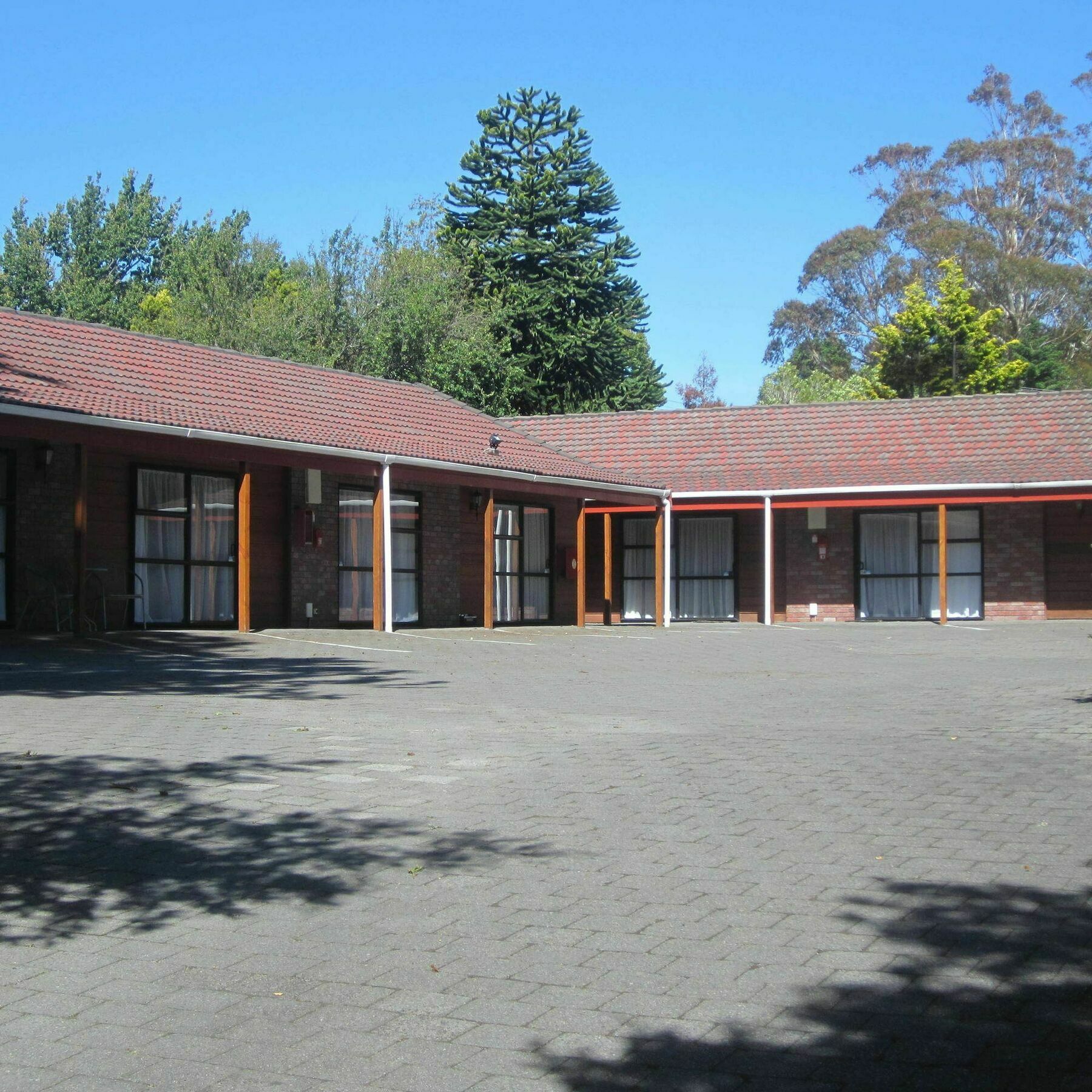 אוהקונה The Hobbit Motorlodge מראה חיצוני תמונה
